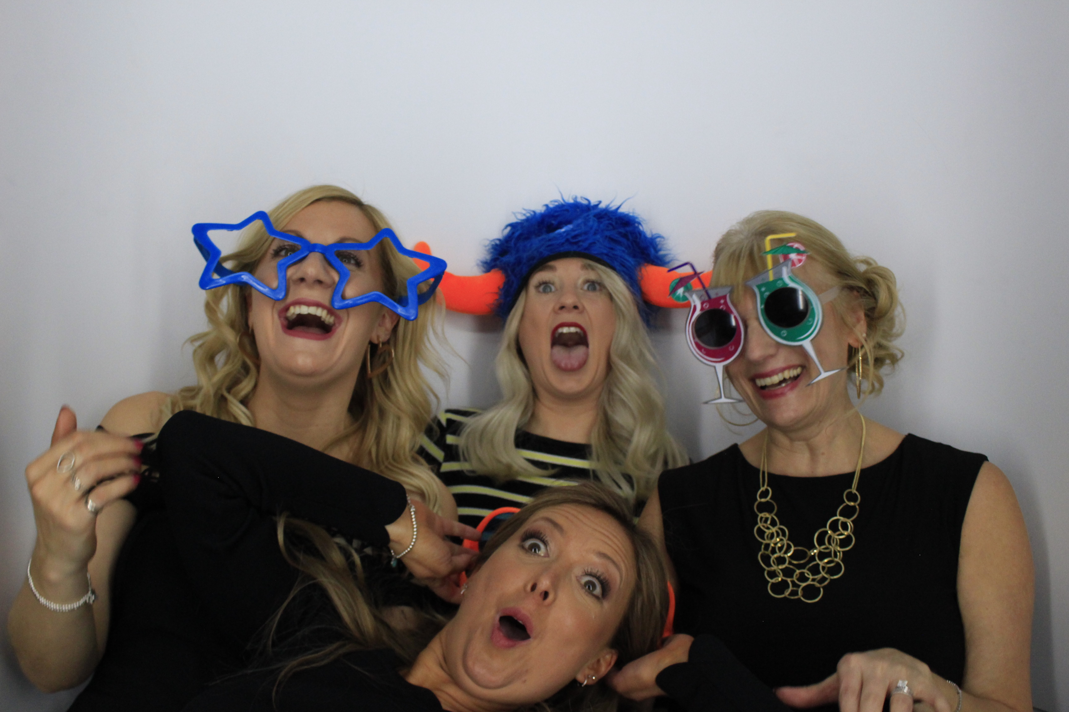 Darren and sarah’s 40th birthday celebration | View more photos from the event at gallery.myphotoboothexperience.co.uk/u/MyPhotoBoothExperienceLtd/Darren-and-sarah’s-40th-birthday-celebration